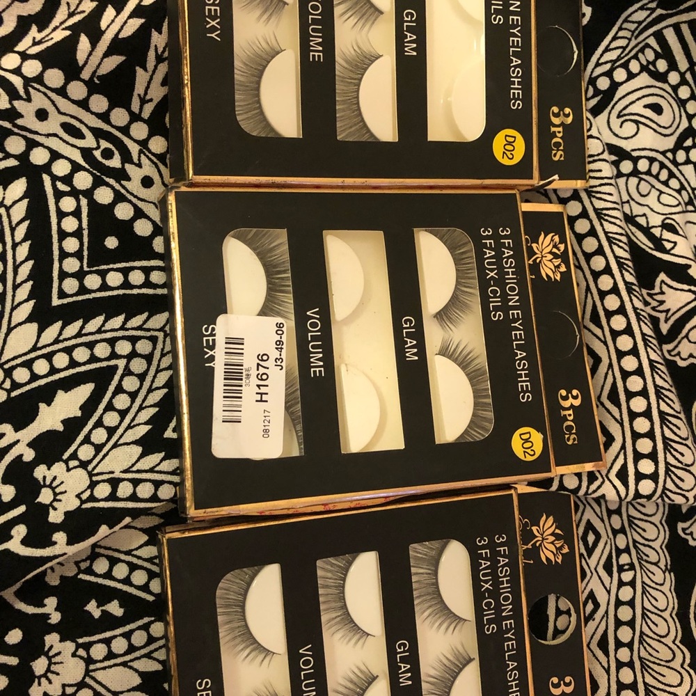 Fake Eyelash Lot